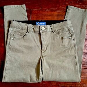 Democracy AB Solutions Jeans Olive Green